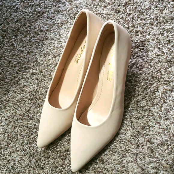 VEPOSE Women's Low Heels Pumps